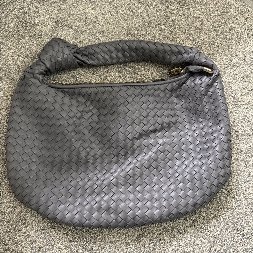 Elegant Black Woven Women's Bag